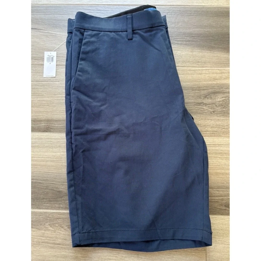 Old Navy Mens Ultimate Tech Slim Built-In Flex Shorts Navy Blue 33 NWT 10